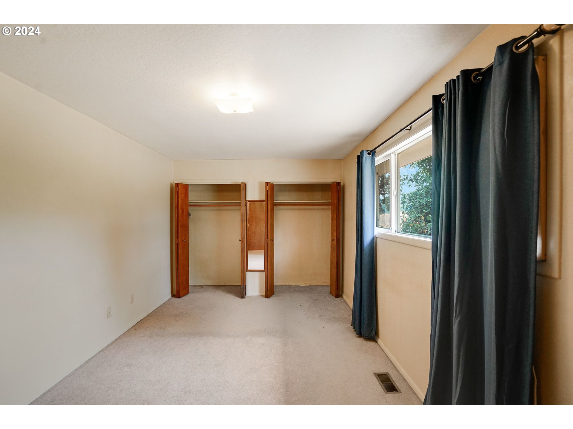 Albany, Oregon 97322, United States, 4 Bedrooms Bedrooms, ,2 BathroomsBathrooms,Residential,Pending,101098