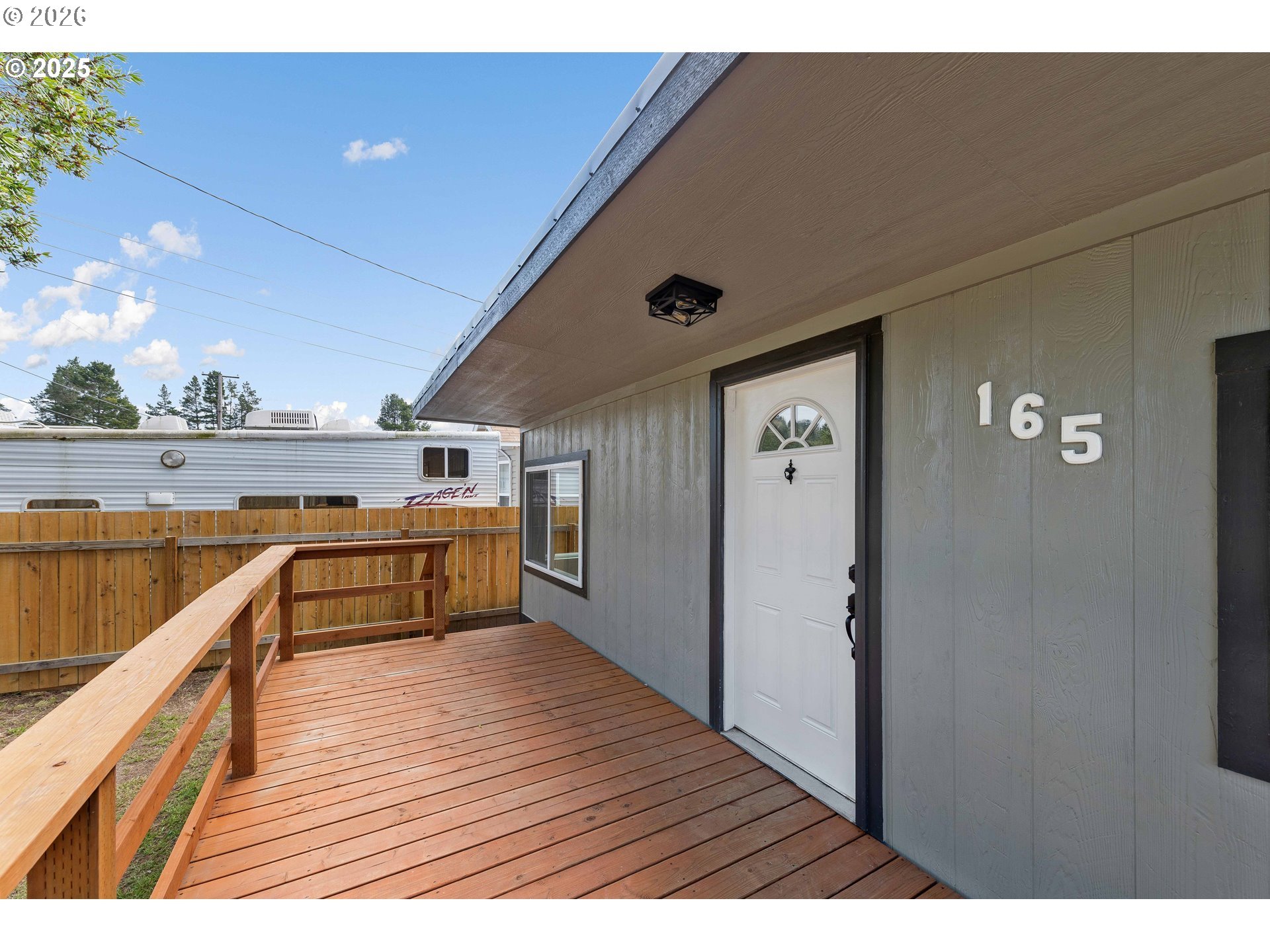 165 N 15TH ST
