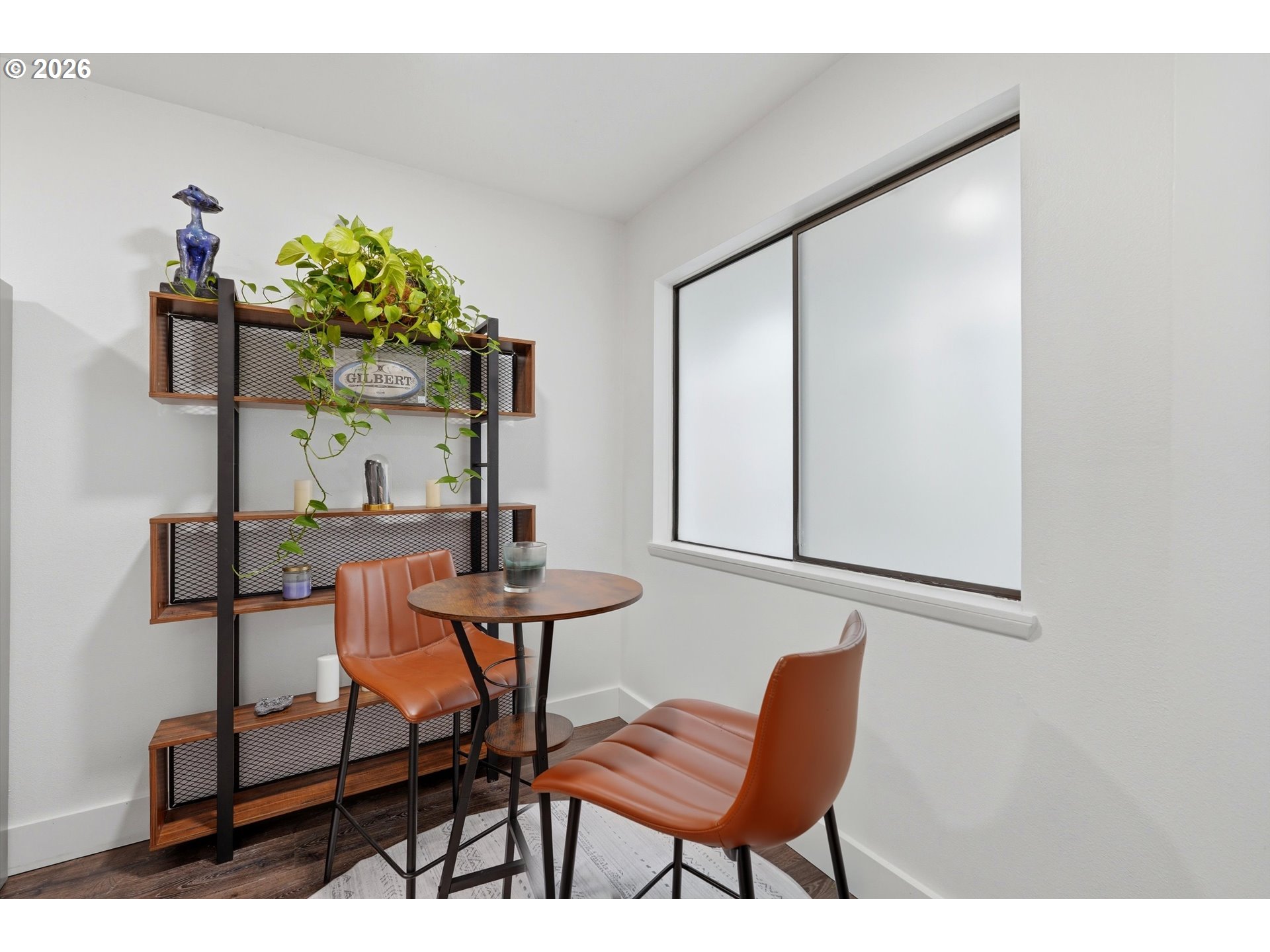 4926 S CORBETT AVE 205