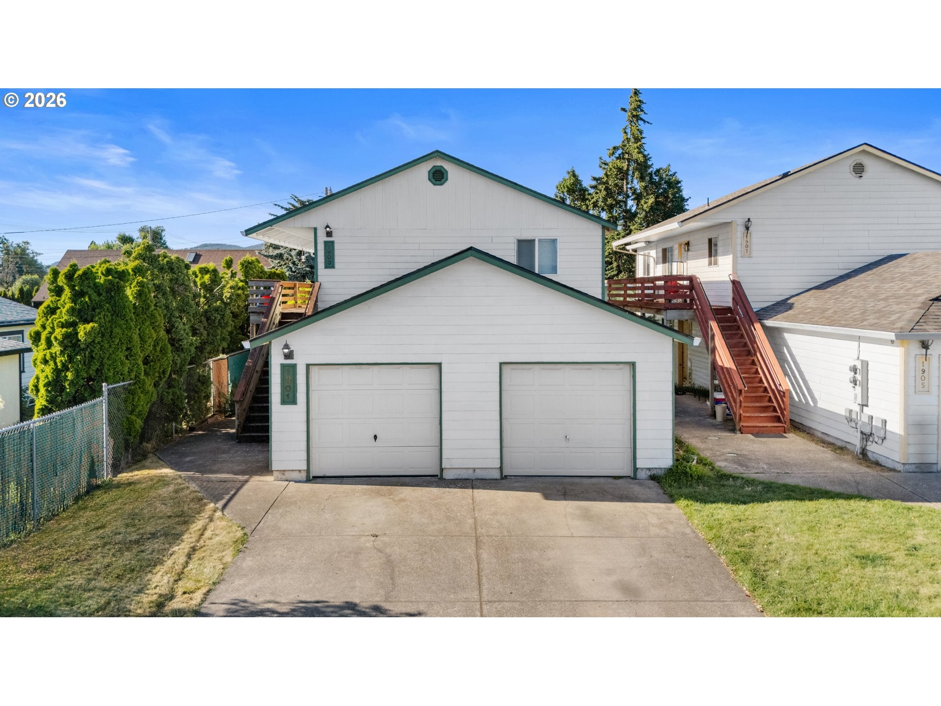 1905 17TH ST
