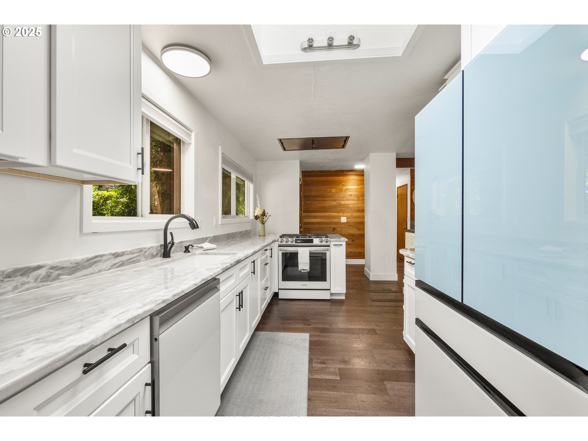 19065 TRILLIUM DR