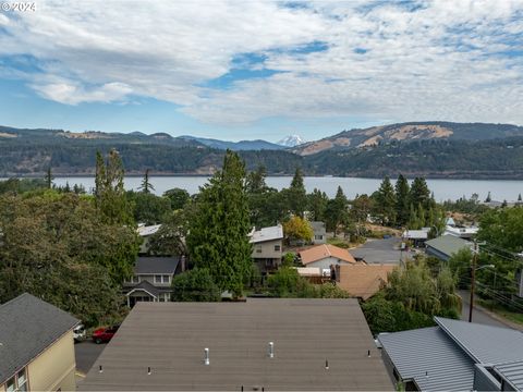 A home in Hood River