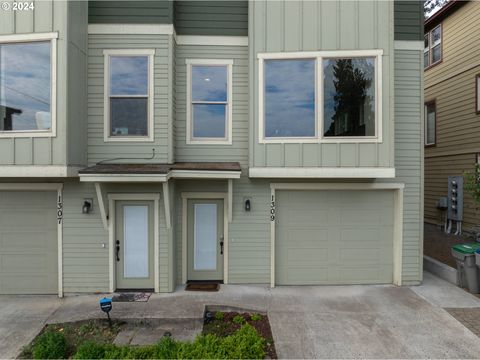 A home in Hood River