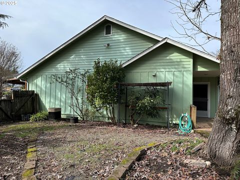 A home in Roseburg