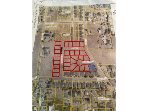 350 VIEW POINT TER Winston OR 97496