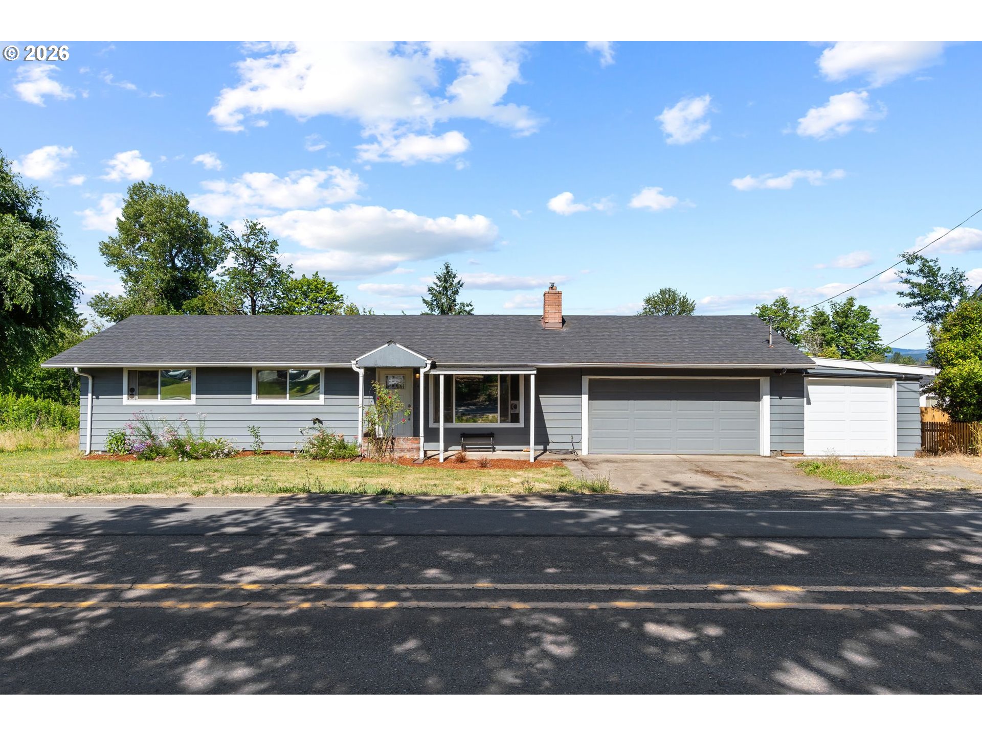 Photo 1 of 42 — 440 N YAMHILL ST, Carlton, OR 97111