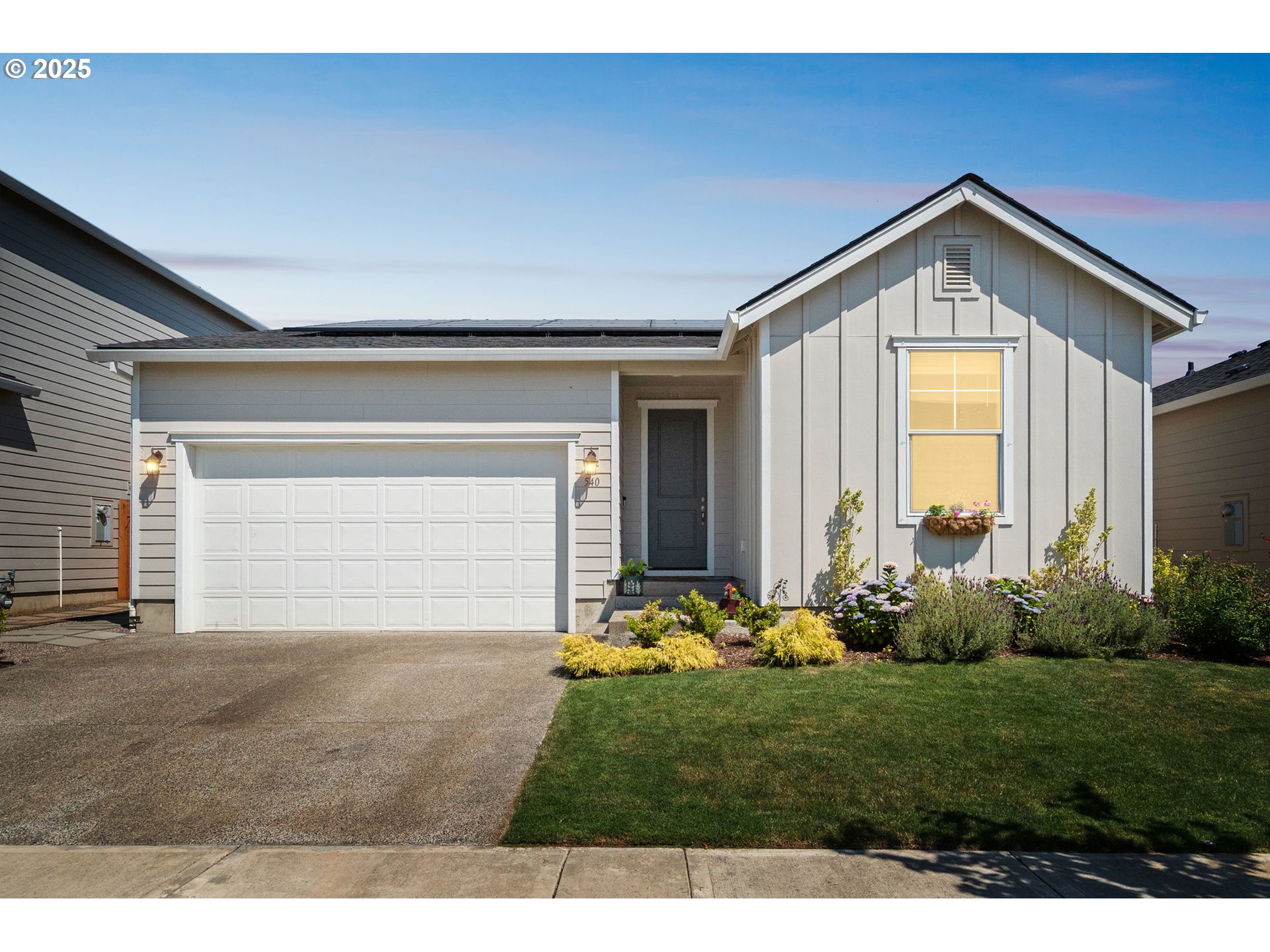 540 N AVERY DR