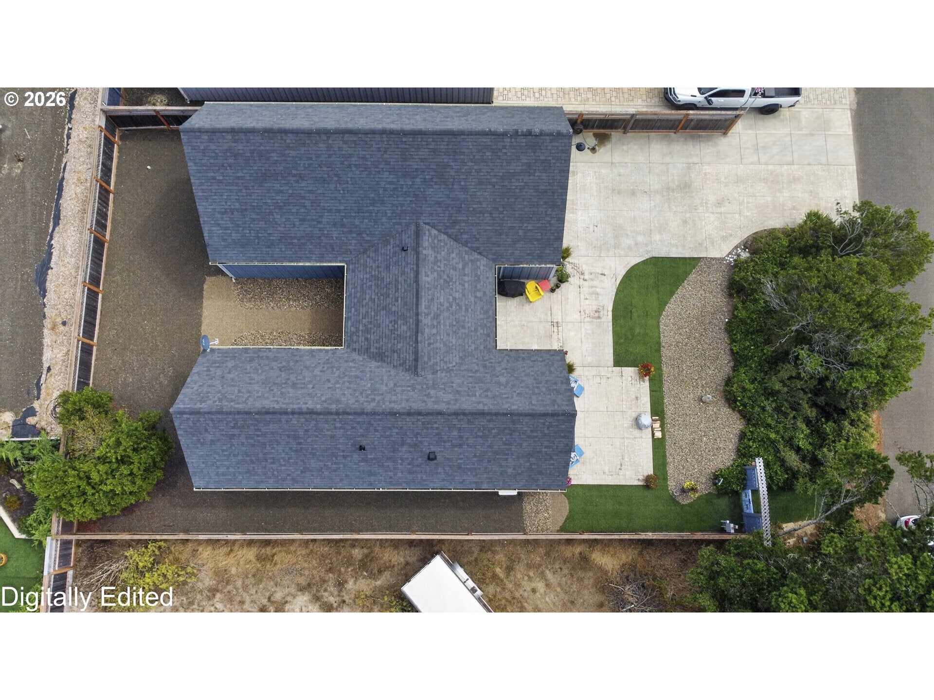 4765 TREEWOOD DR