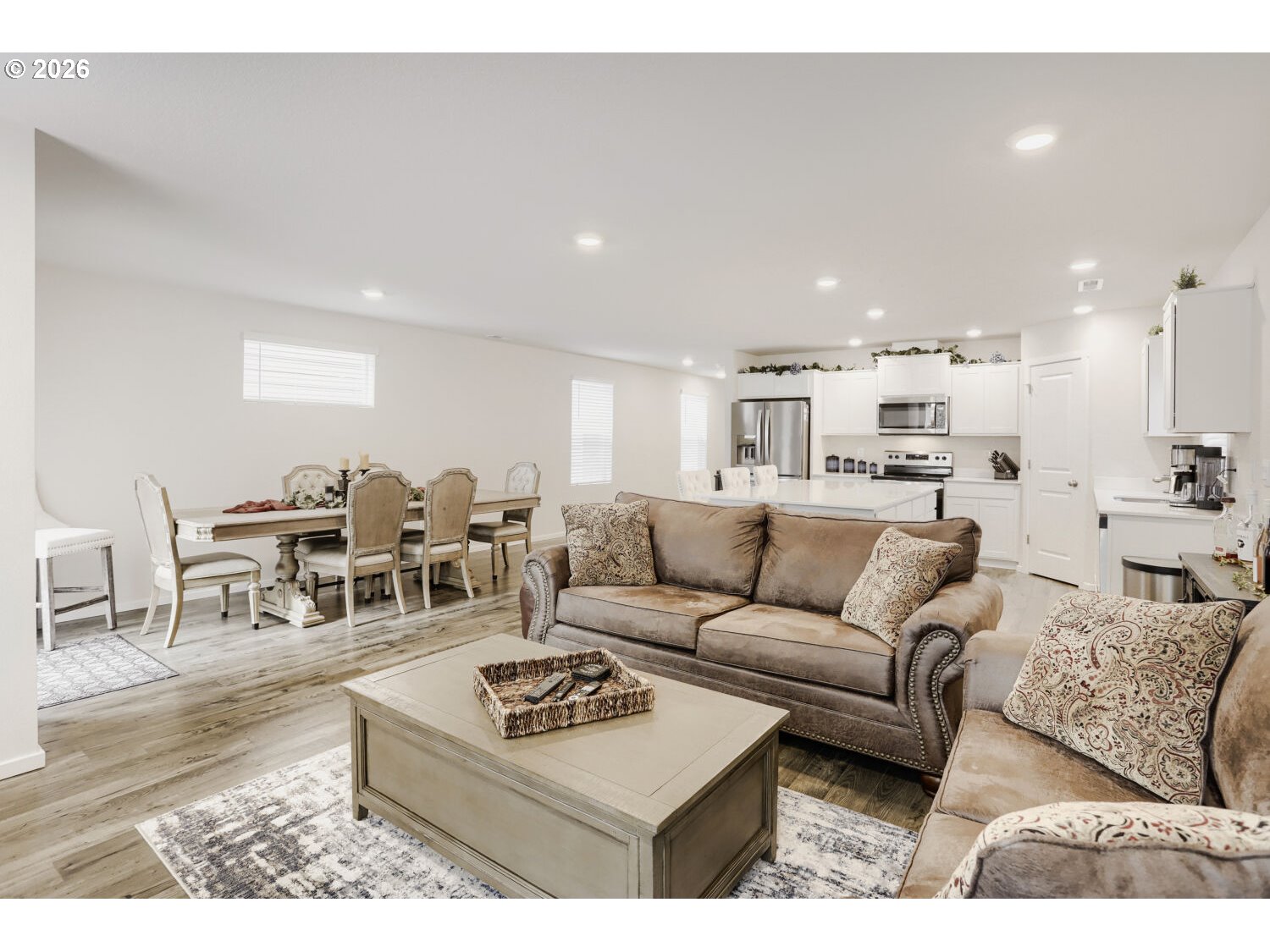 228 N 30TH DR