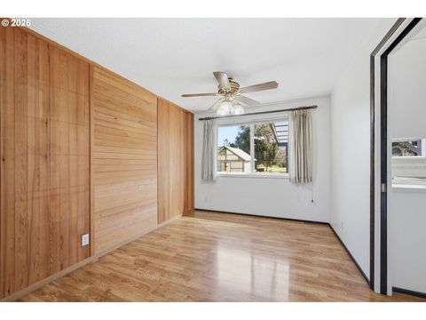 Tiny photo for 82281 Parvin Rd, Dexter, OR 97431 (MLS # 426313070)