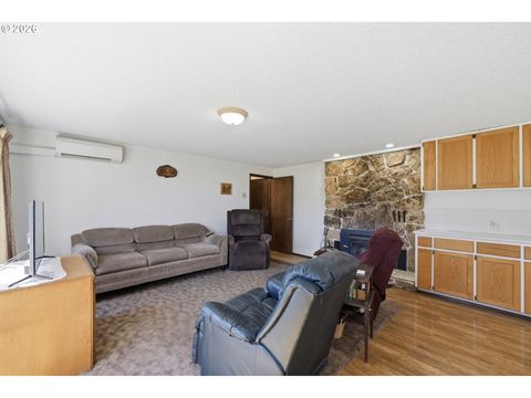 Tiny photo for 82281 Parvin Rd, Dexter, OR 97431 (MLS # 426313070)