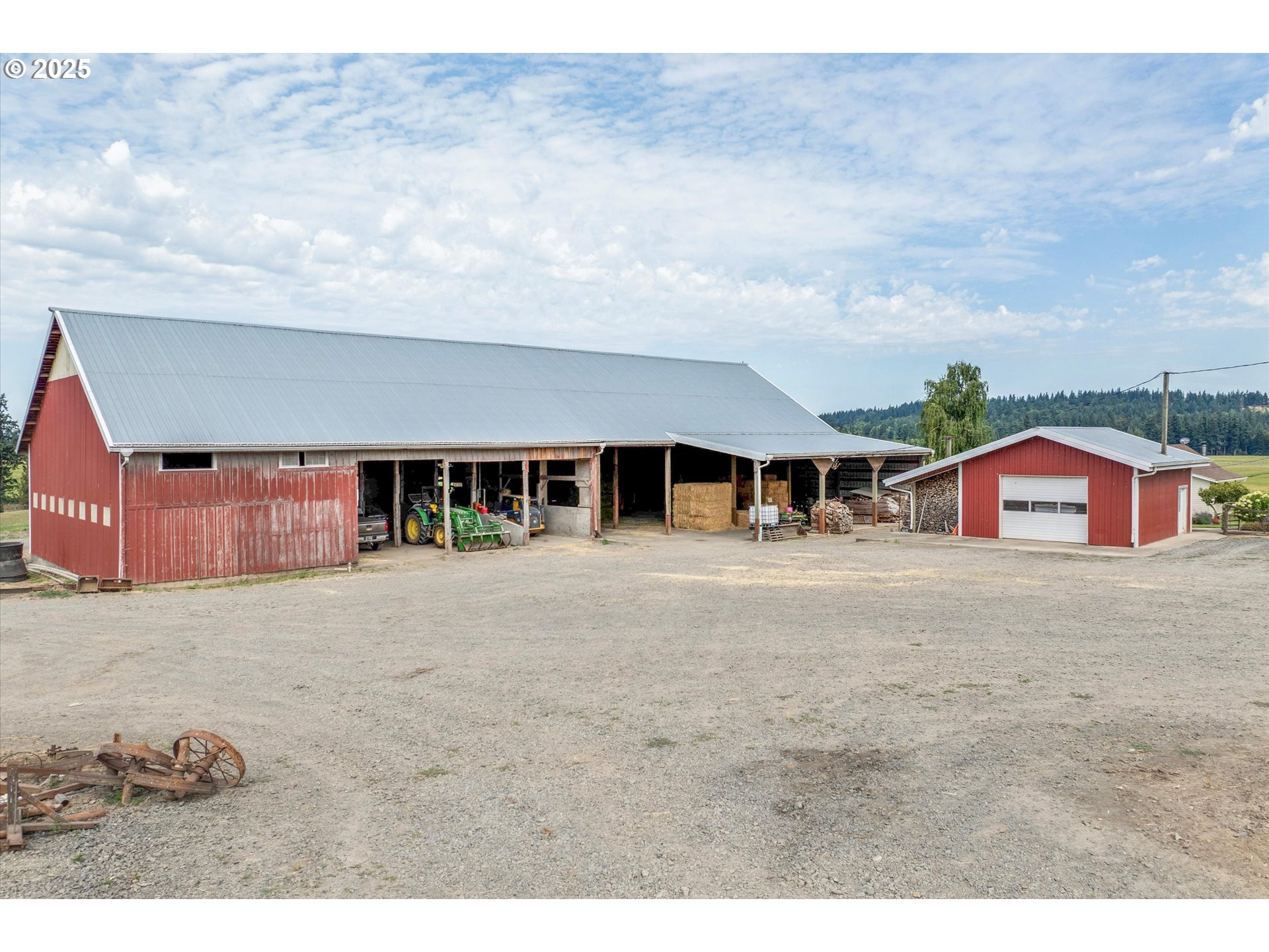 Oregon City, Oregon 97045, United States, 5 Bedrooms Bedrooms, ,1 BathroomBathrooms,Residential,Active,188617