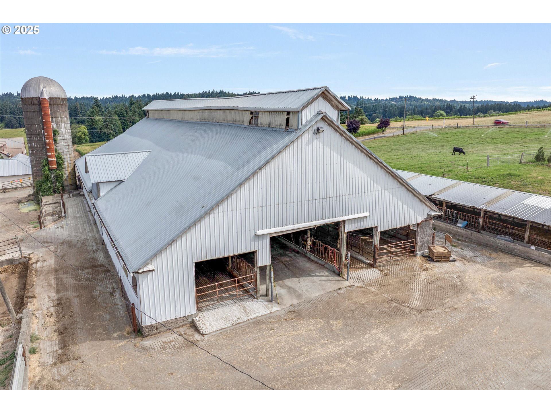 Oregon City, Oregon 97045, United States, 5 Bedrooms Bedrooms, ,1 BathroomBathrooms,Residential,Active,188617