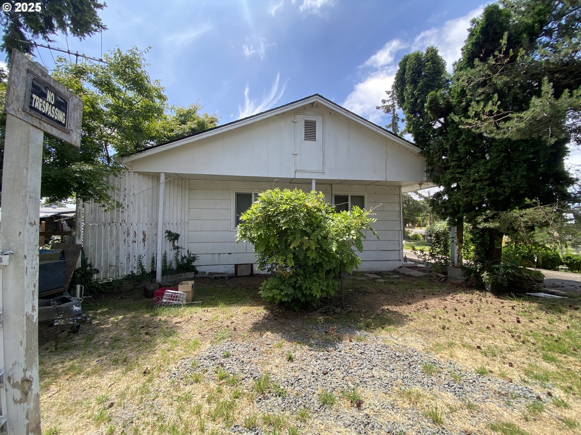 35001 SEAVEY LOOP RD