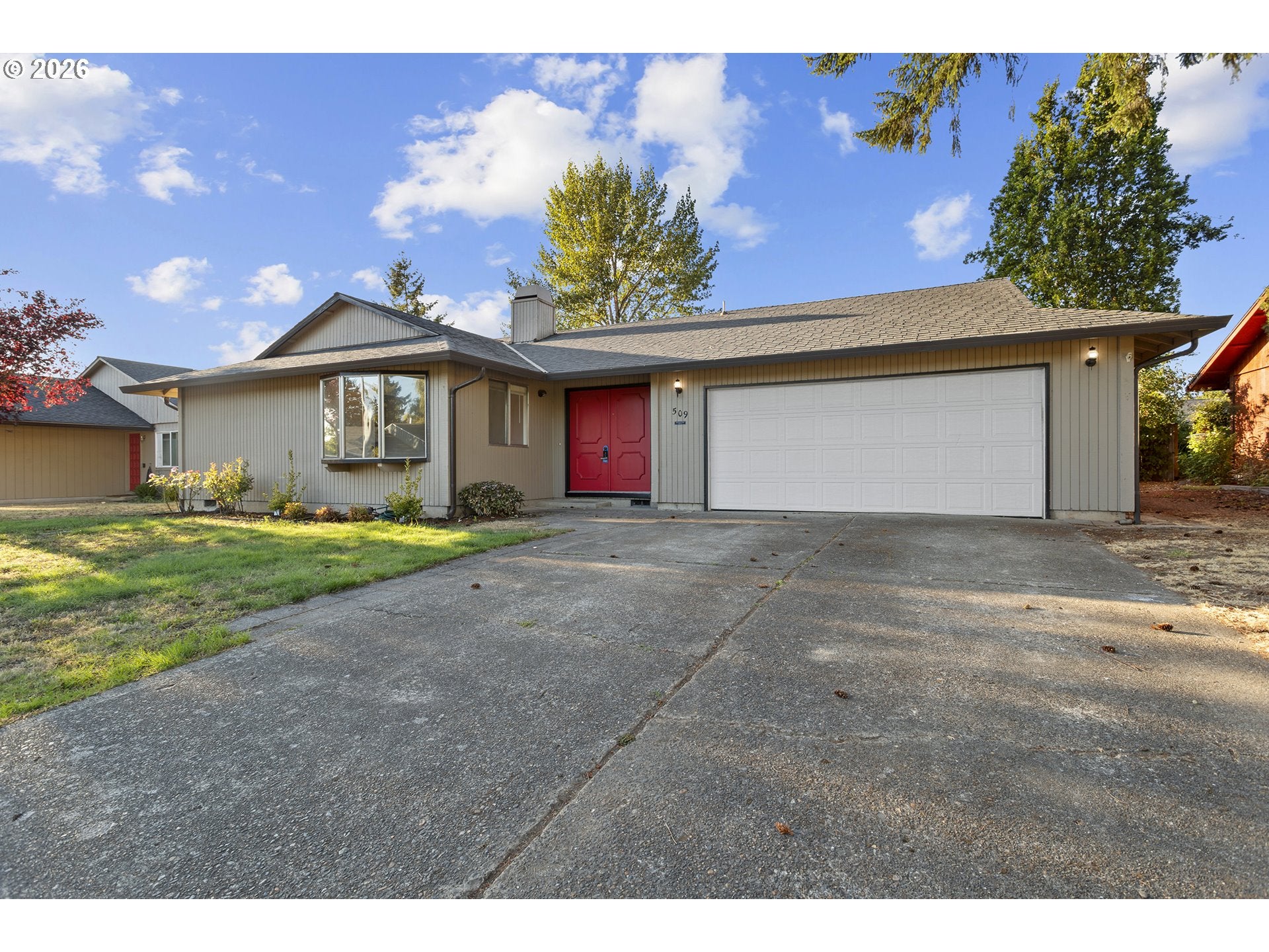 509 E PINEHURST DR