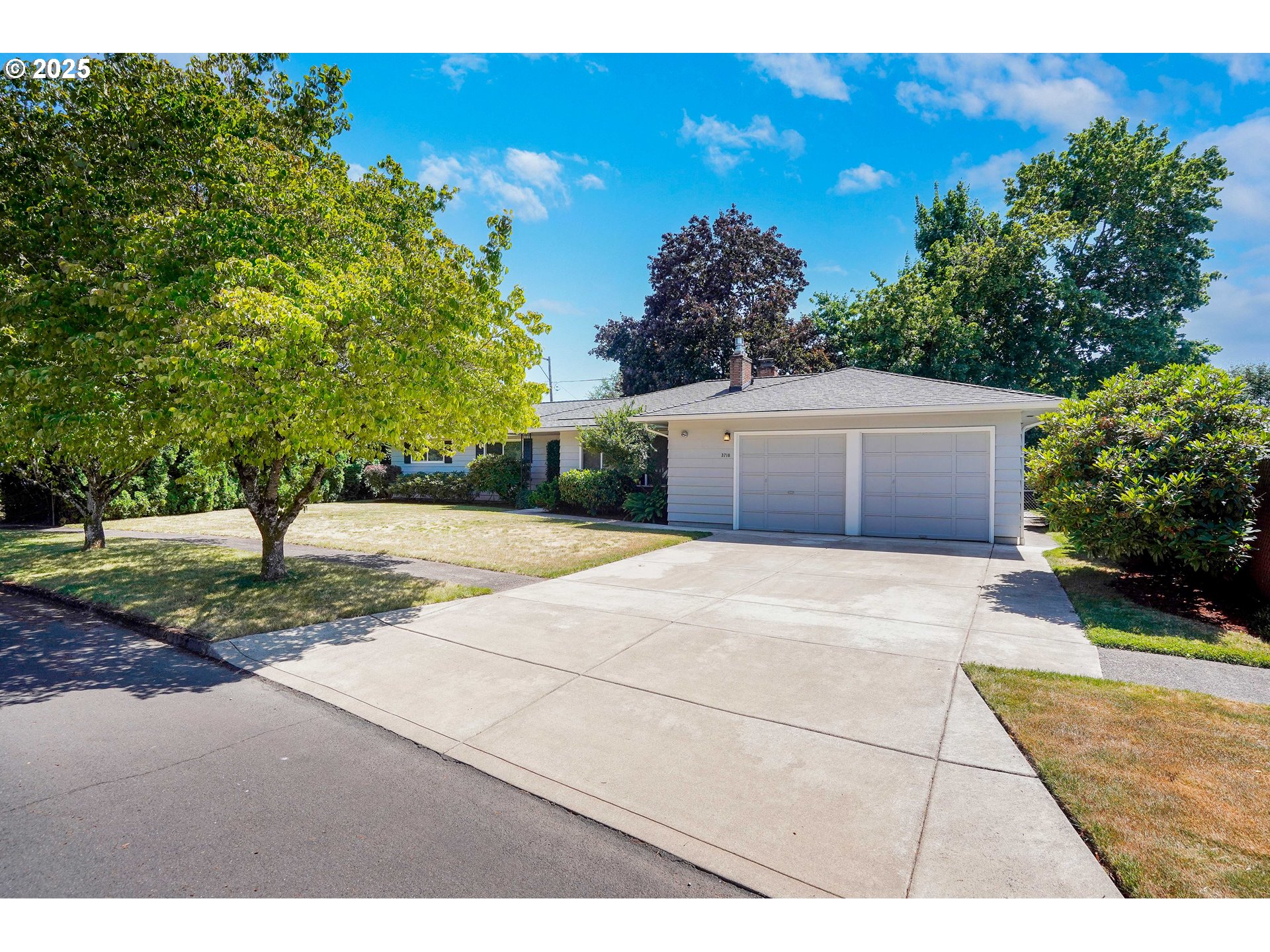 Salem, Oregon 97305, United States, 3 Bedrooms Bedrooms, ,2 BathroomsBathrooms,Residential,Pending,170999