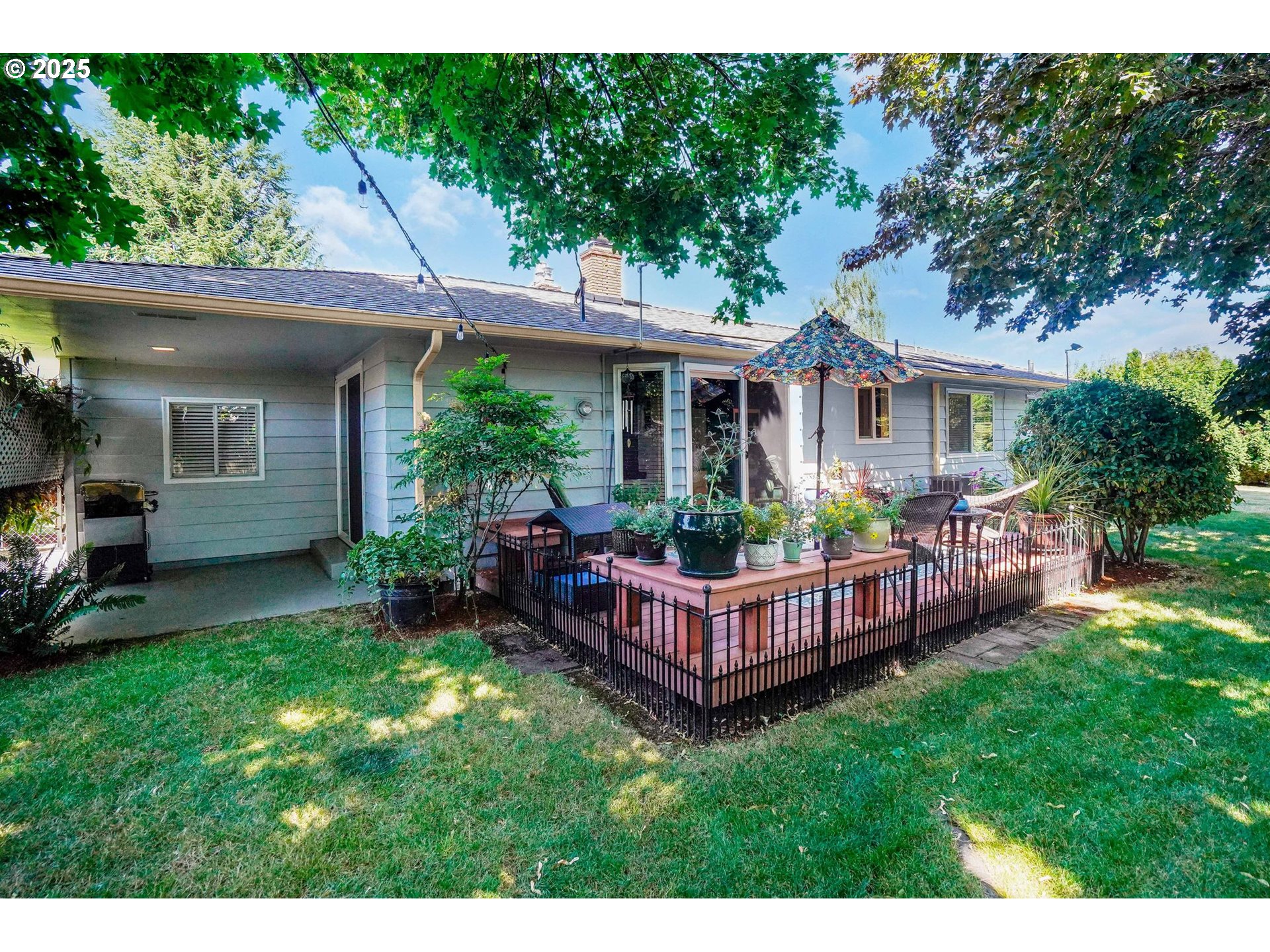 Salem, Oregon 97305, United States, 3 Bedrooms Bedrooms, ,2 BathroomsBathrooms,Residential,Pending,170999