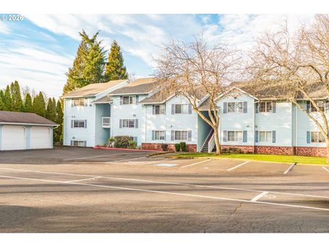 723 SE 60TH AVE Portland OR 97215