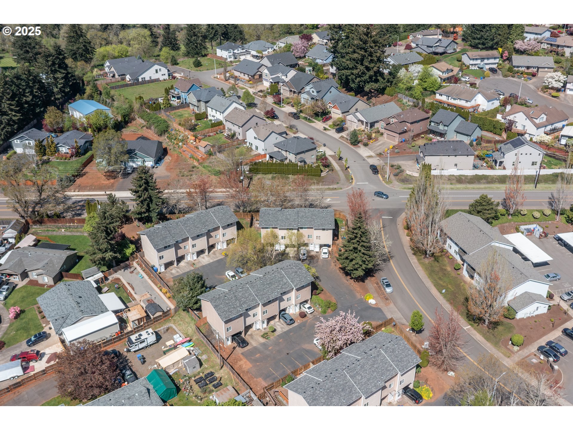 Salem, Oregon 97306, United States, 2 Bedrooms Bedrooms, ,2 BathroomsBathrooms,Residential,Pending,113699