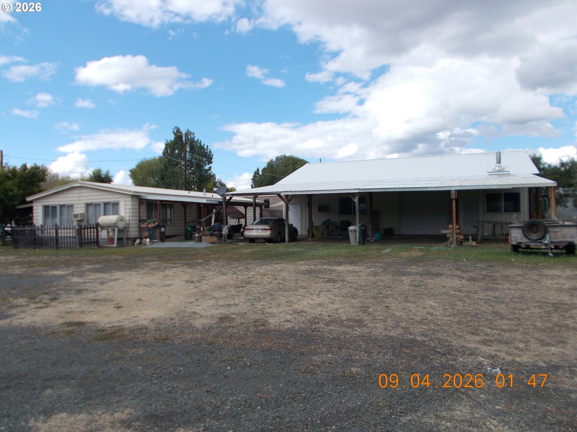 586 INGLE ST