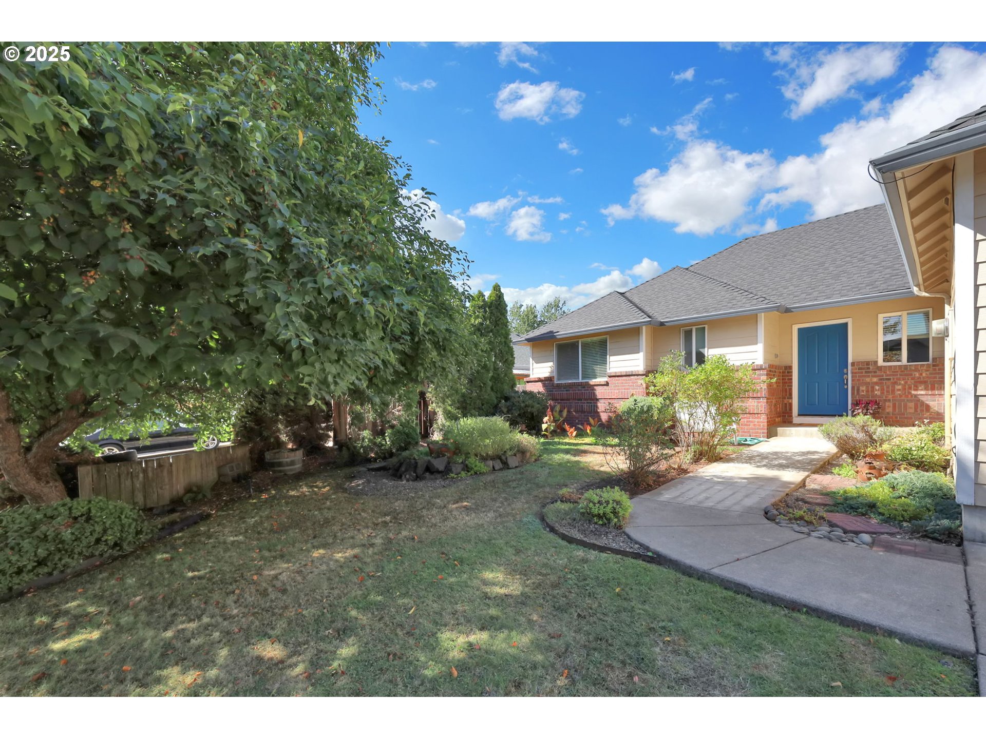 1025 SWENSON LN