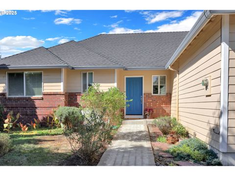 1025 SWENSON LN Eugene OR 97404
