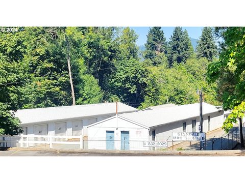 230 GLENDALE TOWN RD Glendale OR 97442