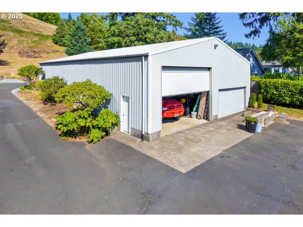 Garibaldi, Oregon 97118, United States, 3 Bedrooms Bedrooms, ,2 BathroomsBathrooms,Residential,Active,222127