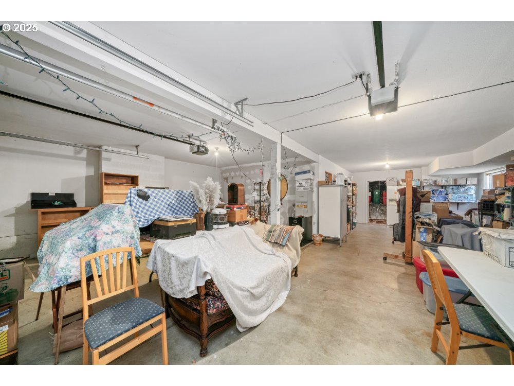 Garibaldi, Oregon 97118, United States, 3 Bedrooms Bedrooms, ,2 BathroomsBathrooms,Residential,Active,222127