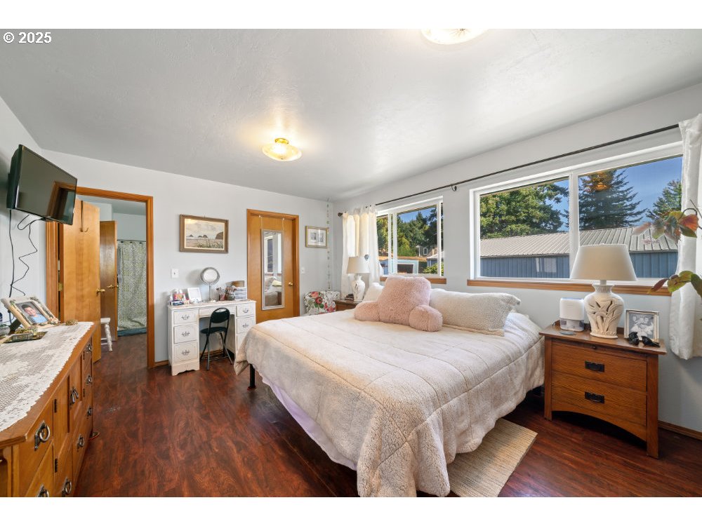 Garibaldi, Oregon 97118, United States, 3 Bedrooms Bedrooms, ,2 BathroomsBathrooms,Residential,Active,222127