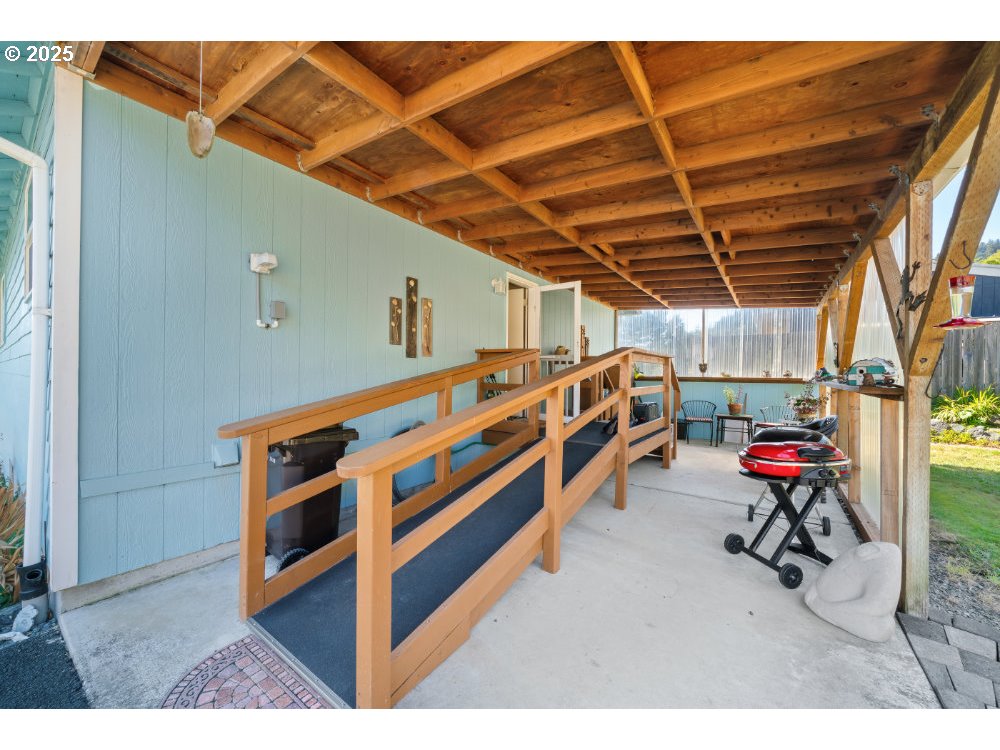 Garibaldi, Oregon 97118, United States, 3 Bedrooms Bedrooms, ,2 BathroomsBathrooms,Residential,Active,222127