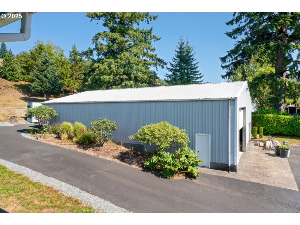 Garibaldi, Oregon 97118, United States, 3 Bedrooms Bedrooms, ,2 BathroomsBathrooms,Residential,Active,222127