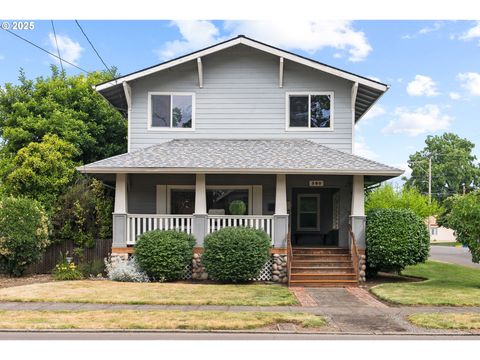 380 E ARLINGTON ST Gladstone OR 97027