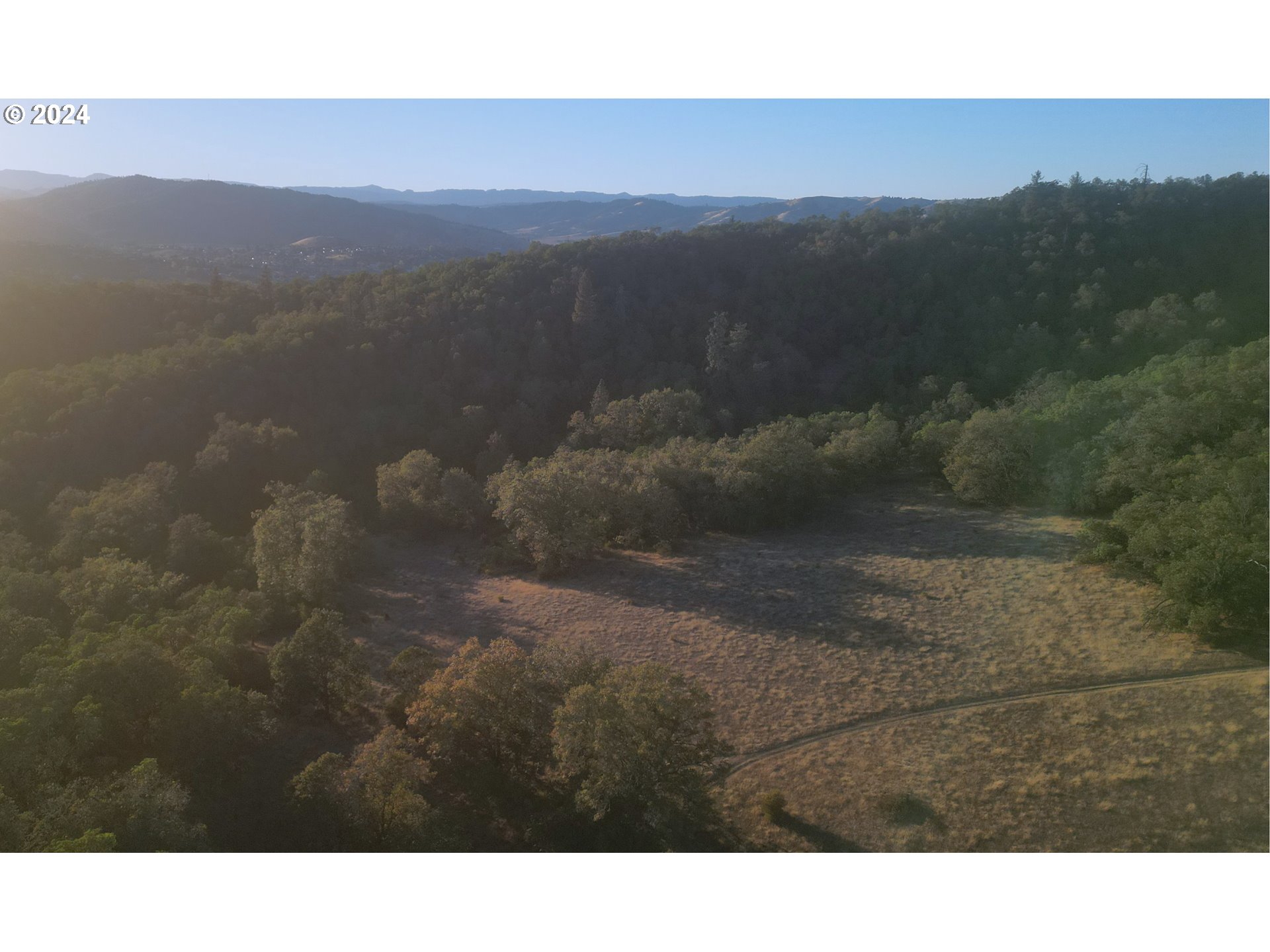 Roseburg, Oregon 97471, United States, ,Residential,Active,39234