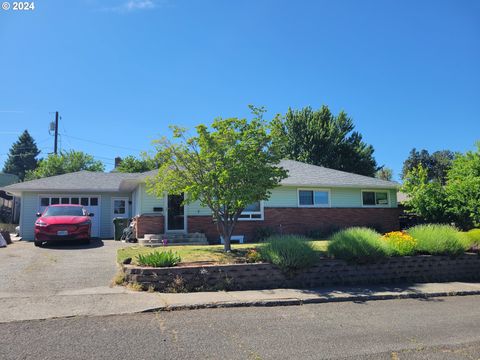 A home in The Dalles