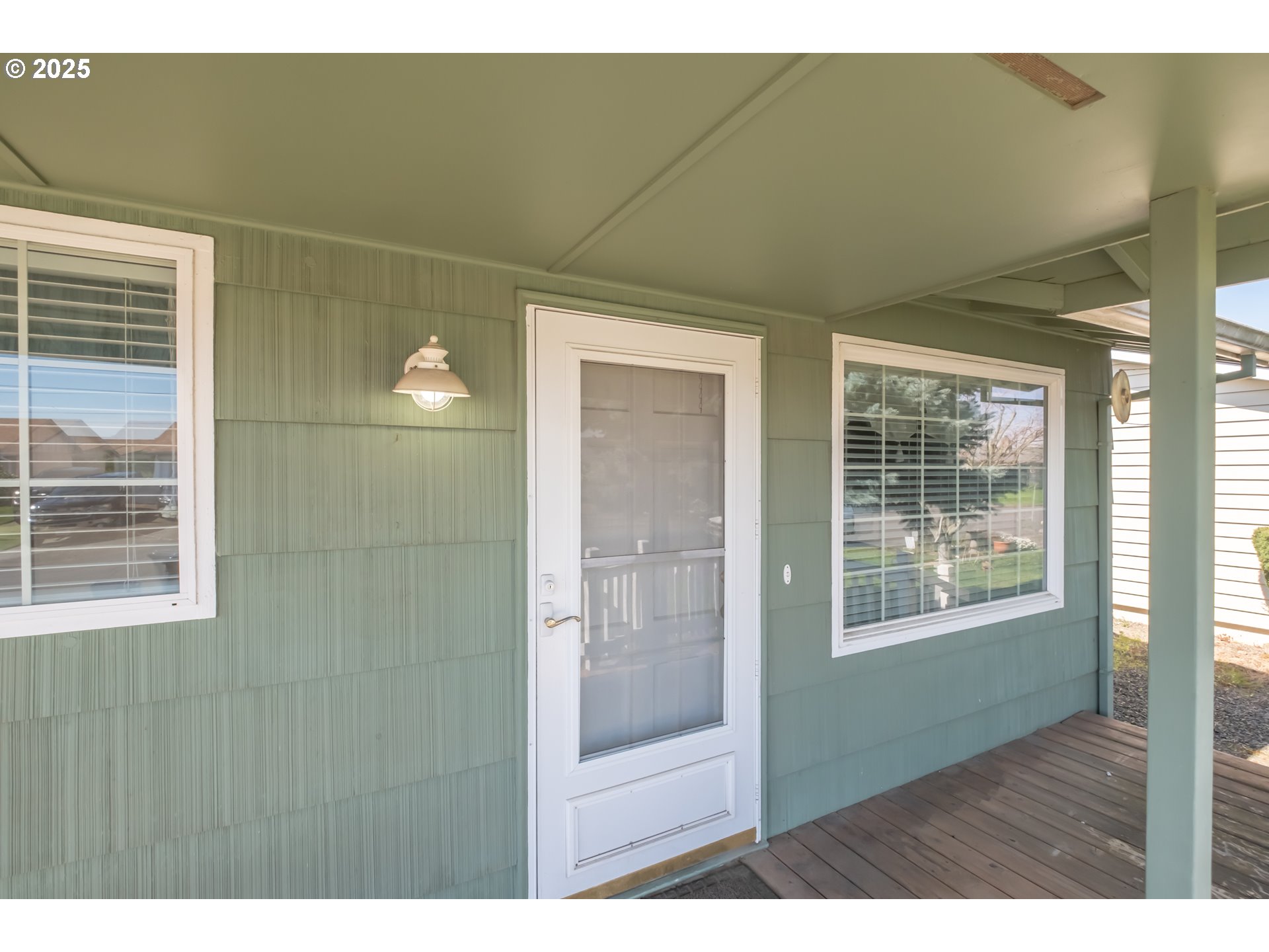 Woodburn, Oregon 97071, United States, 2 Bedrooms Bedrooms, ,2 BathroomsBathrooms,Residential,Active,97252