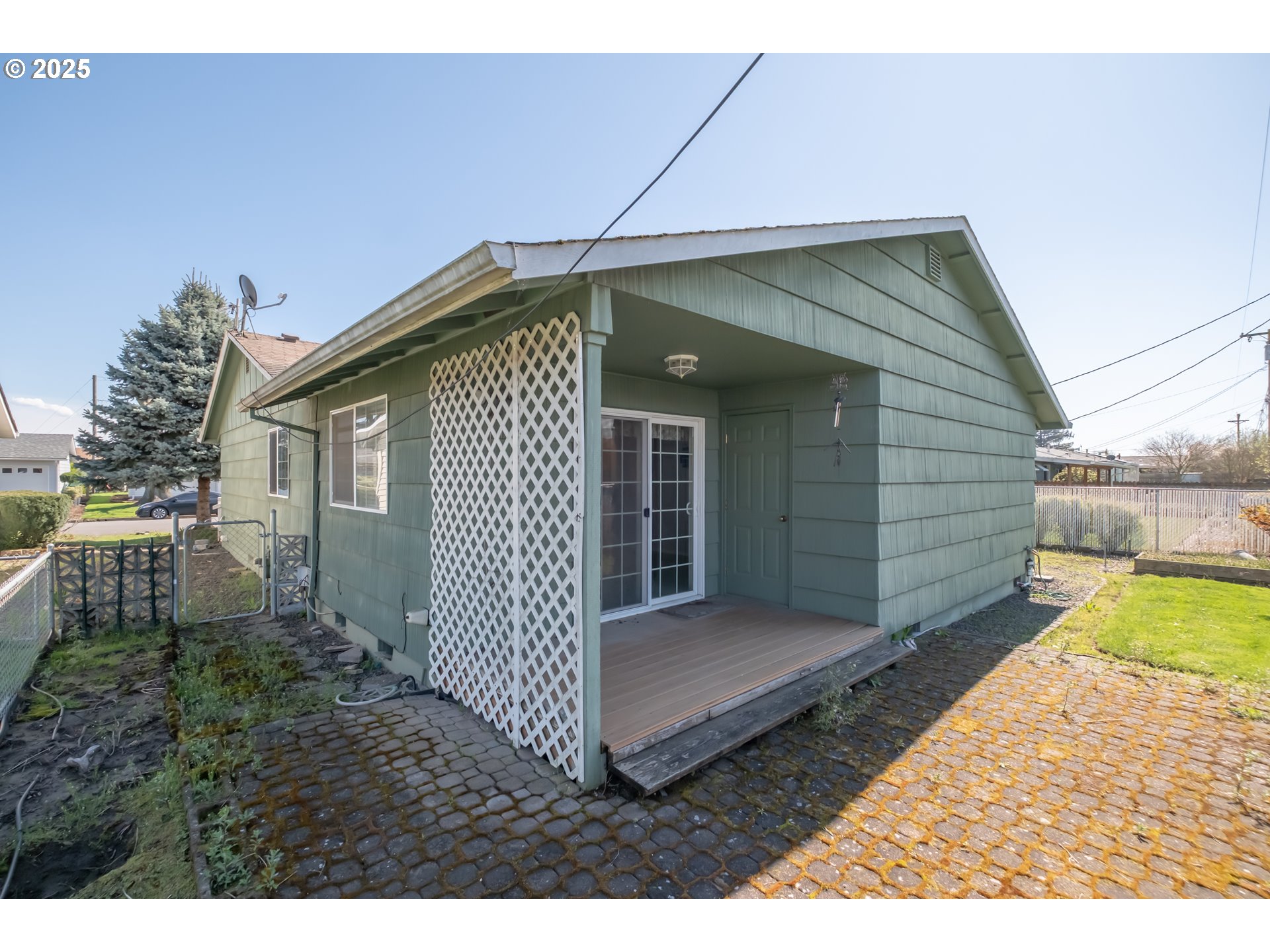 Woodburn, Oregon 97071, United States, 2 Bedrooms Bedrooms, ,2 BathroomsBathrooms,Residential,Active,97252