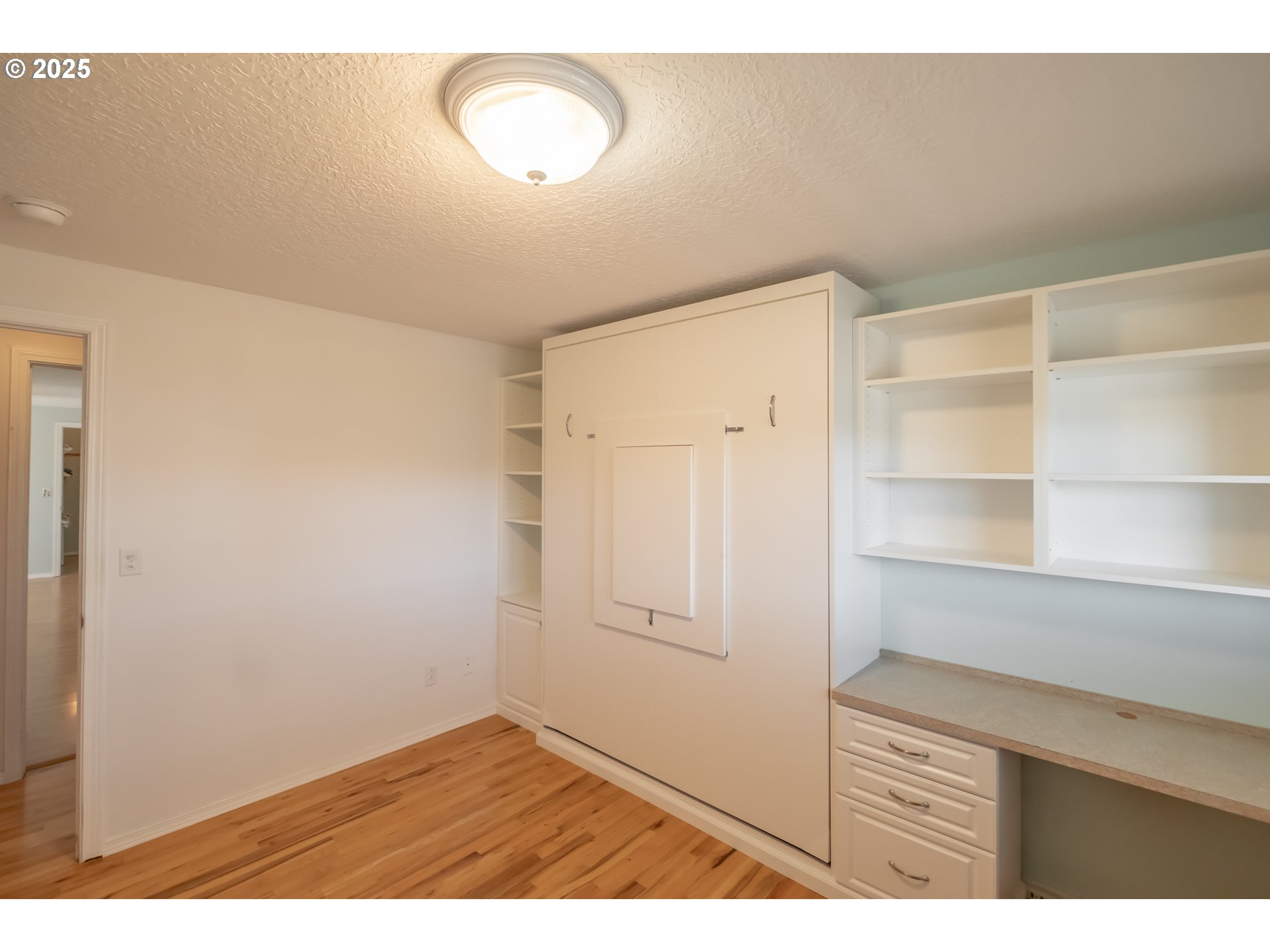 Woodburn, Oregon 97071, United States, 2 Bedrooms Bedrooms, ,2 BathroomsBathrooms,Residential,Active,97252