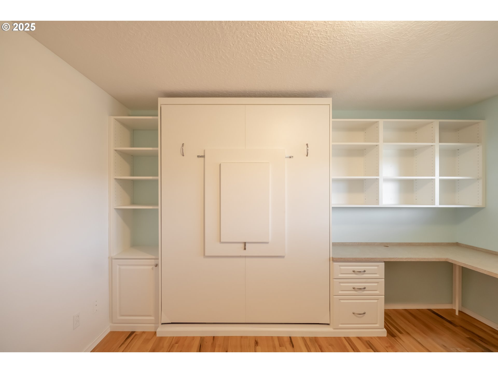 Woodburn, Oregon 97071, United States, 2 Bedrooms Bedrooms, ,2 BathroomsBathrooms,Residential,Active,97252