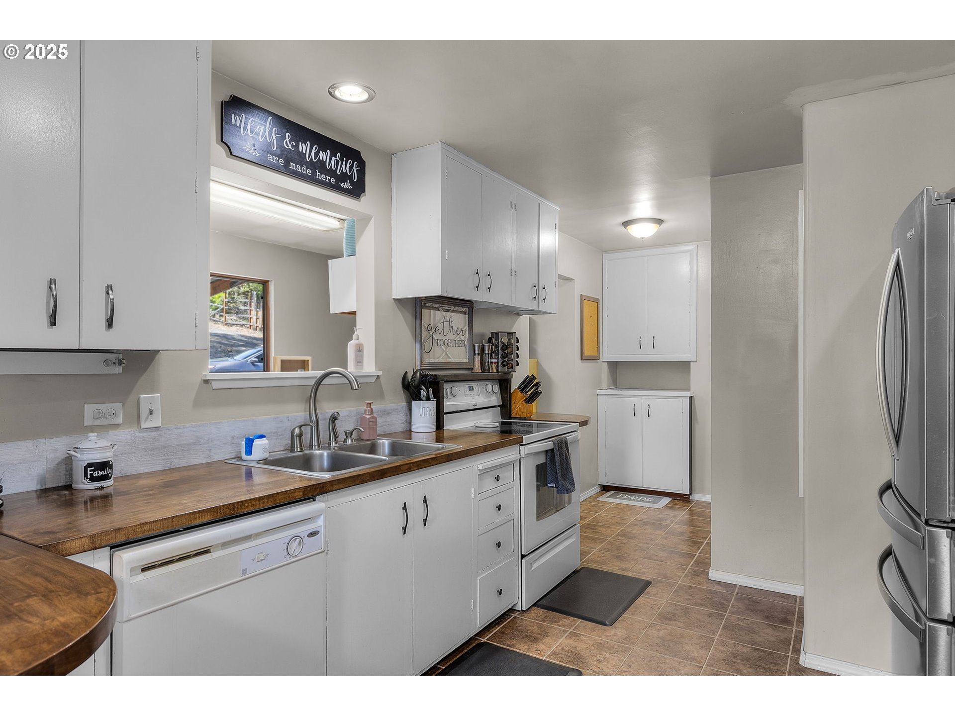 204 ADAM DR