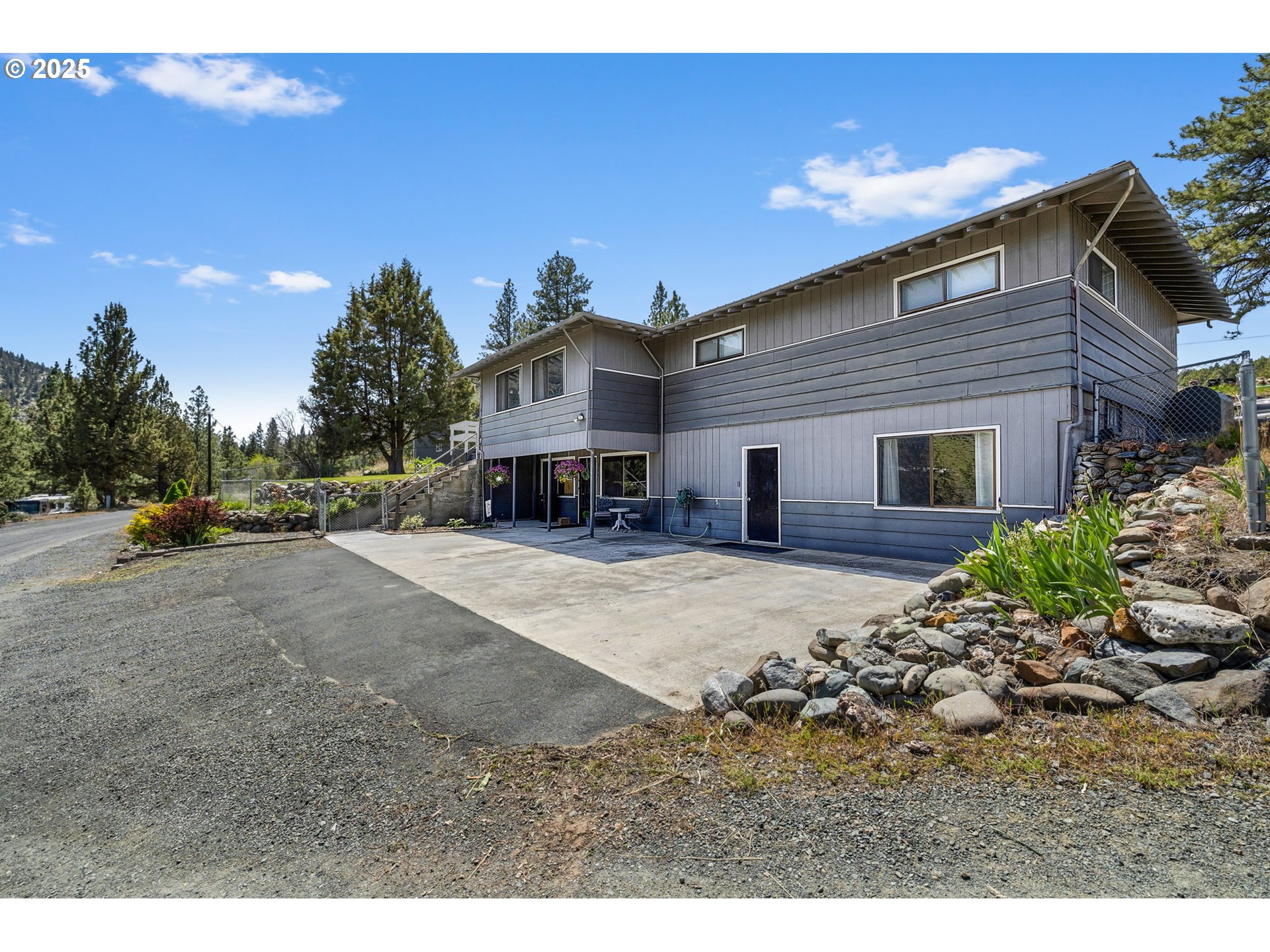 204 ADAM DR