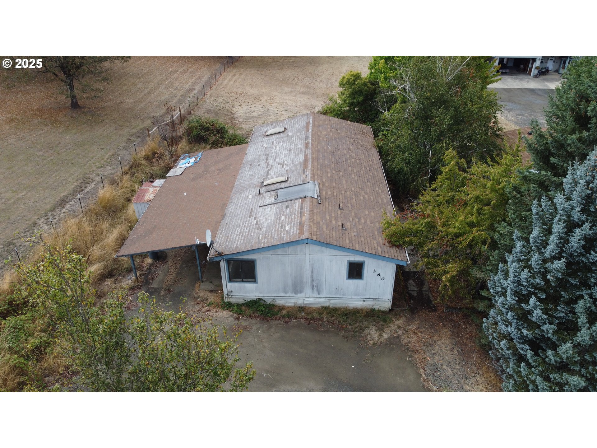 260 NE DARRELL AVE