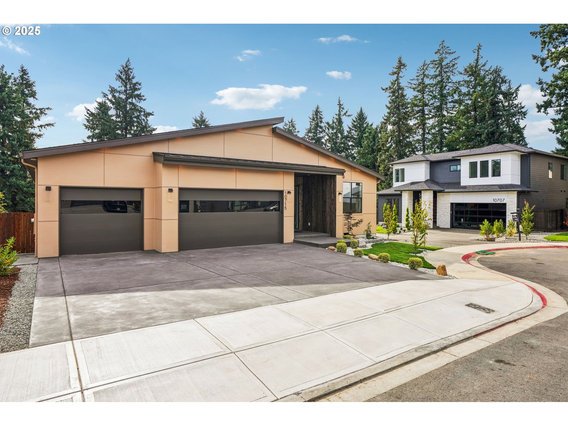 10715 SE 13TH CIR