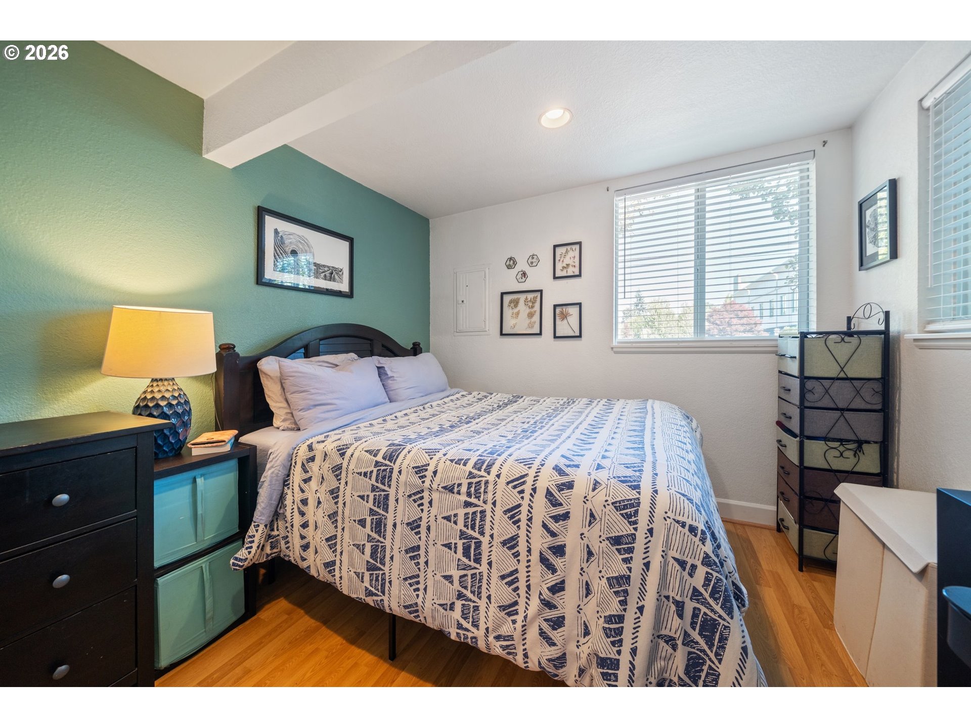 7302 N NEW YORK AVE 2