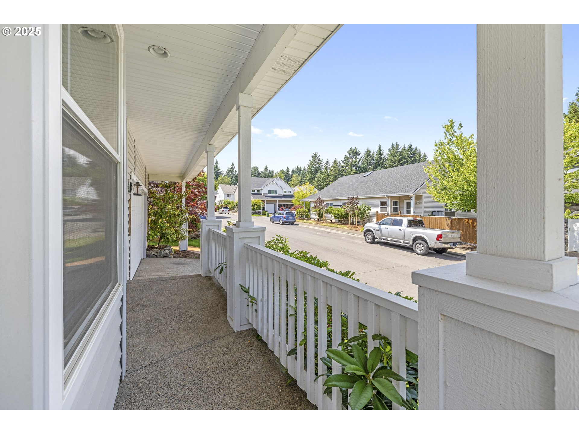 7678 SW ROANOKE DR