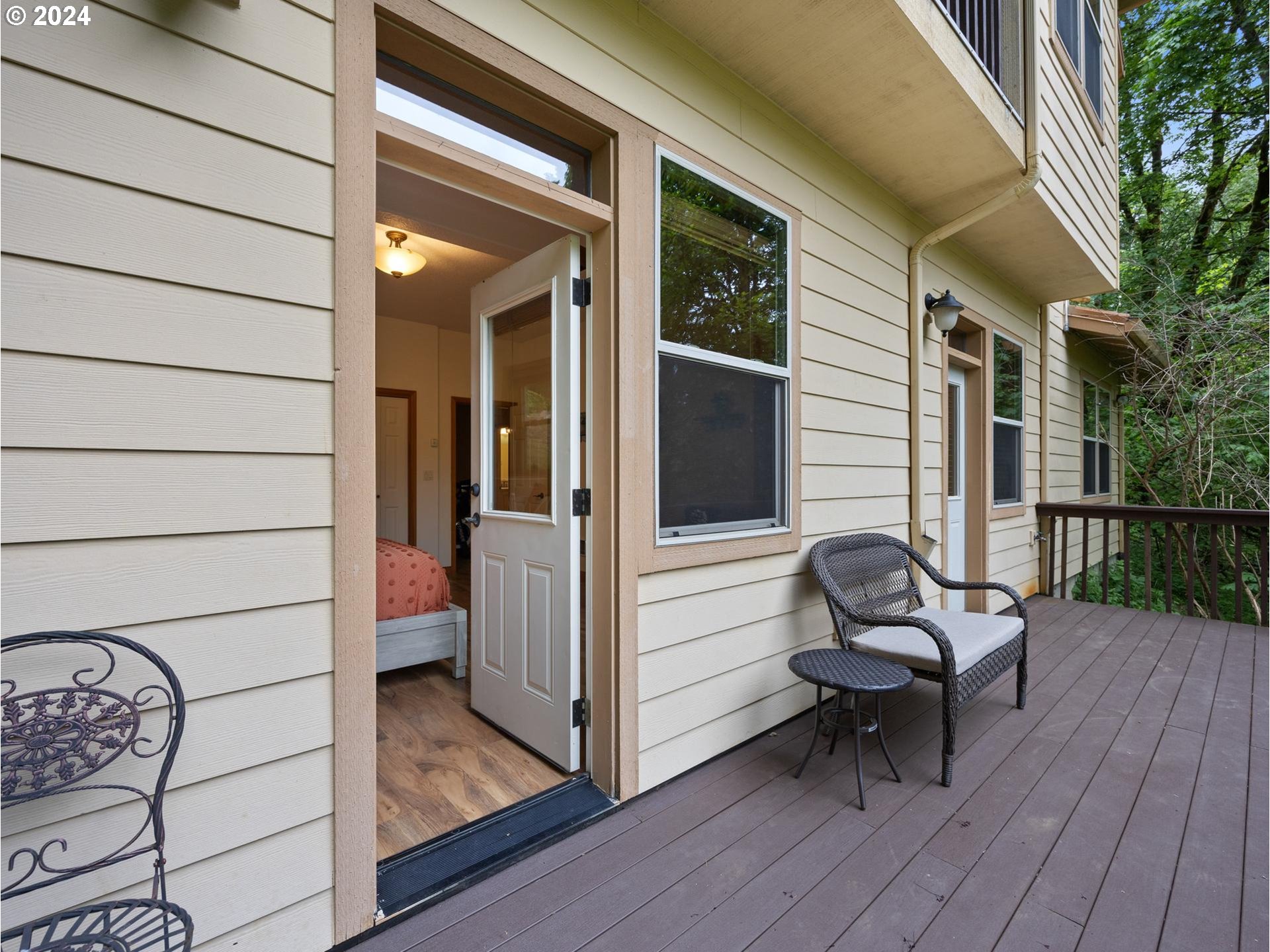 Rhododendron, Oregon 97049, United States, 4 Bedrooms Bedrooms, ,3 BathroomsBathrooms,Residential,Active,93126