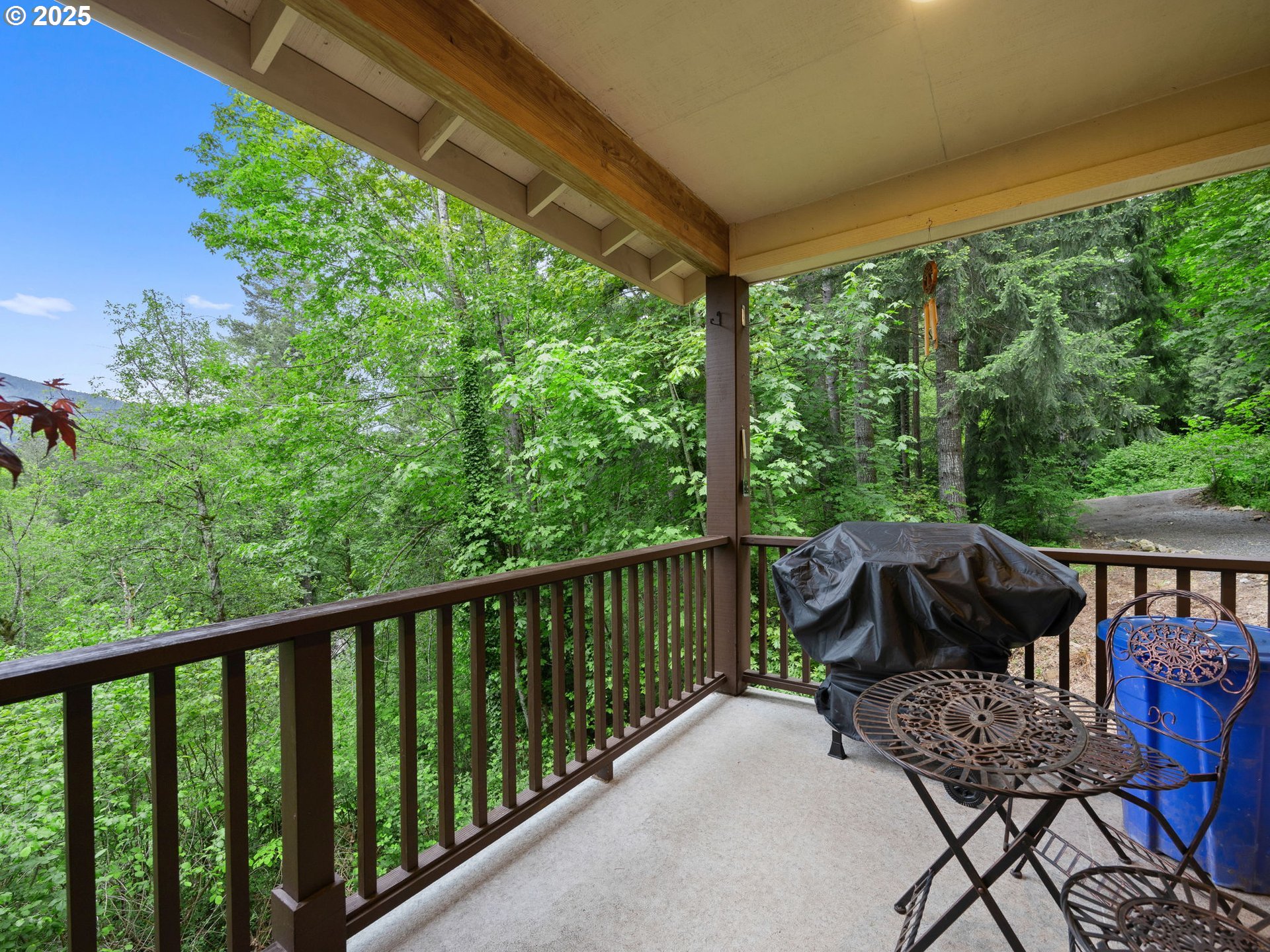 Rhododendron, Oregon 97049, United States, 4 Bedrooms Bedrooms, ,3 BathroomsBathrooms,Residential,Active,93126