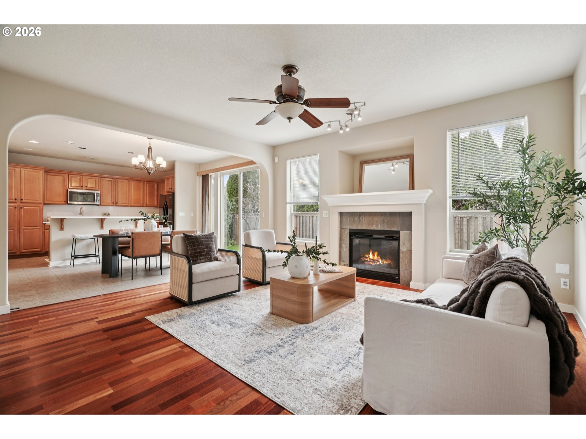 6058 NE WHITEWOOD DR