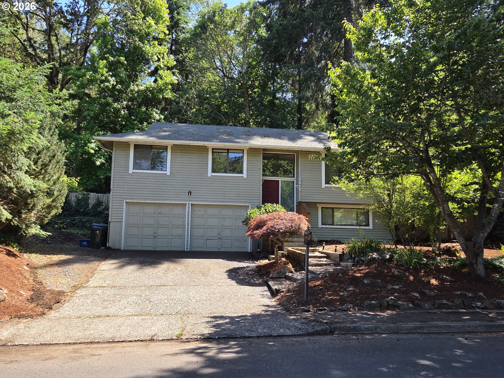3616 WILSHIRE LN