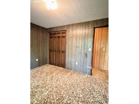 Tiny photo for 32424 Camas Swale Rd, Creswell, OR 97426 (MLS # 656208812)